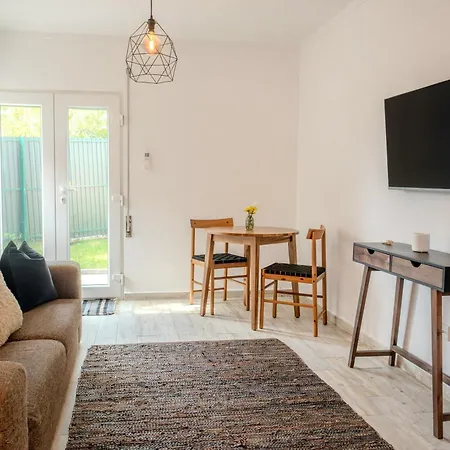 1bd Close To